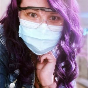 Meet your Posher, Stacy